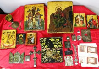 Τρεις συλλήψεις για αρχαιοκαπηλία – Έκρυβαν εικόνες Αγίων, ιερά αντικείμενα και αρχαία νομίσματα