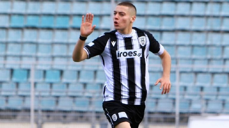 Τρομερός Τζίμας: «Αύριο δίνω πληροφορική, έχω διαβάσει, αλλά πρέπει να πανηγυρίσουμε»