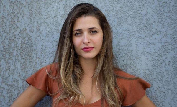 Γέννησε η ηθοποιός Βασιλική Τρουφάκου – Οι φωτογραφίες από το μαιευτήριο