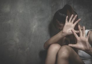 Θεσσαλονίκη: Καταγγελία σοκ 36χρονης για βιασμό και ξυλοδαρμό από τον εν διαστάσει σύζυγό της