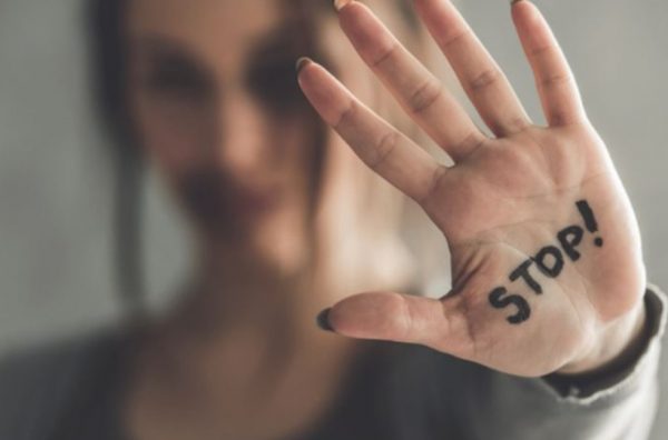 Panic Button: Επεκτείνεται σε ολόκληρη τη χώρα – Πού θα χορηγείται