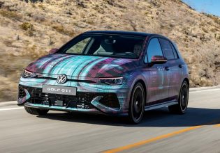 VW Golf GTI Clubsport: Επετειακή πρεμιέρα