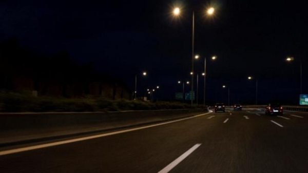 Άρτα: Οδηγούσε μεθυσμένος και χωρίς δίπλωμα φορτηγό στο αντίθετο ρεύμα της εθνικής οδού