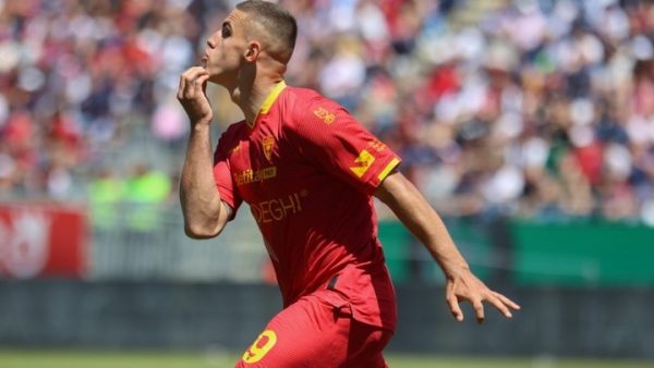 Κάλιαρι – Λέτσε 1-1: Γκέλα για την ομάδα της Σαρδηνίας