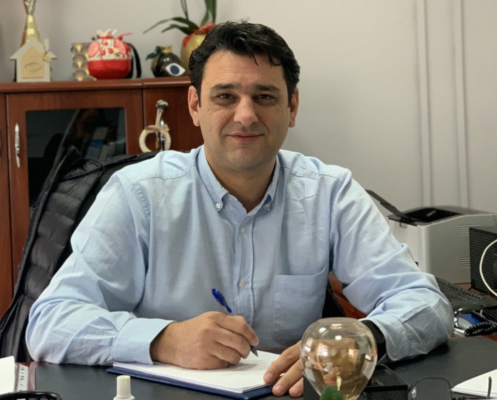 «Προτεραιότητα να μείνουν οι νέοι στον τόπο τους»