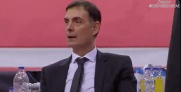 Η Euroleague σχολίασε με φοβερό τρόπο τις δύο «ερυθρόλευκες» προκρίσεις σε ποδόσφαιρο και μπάσκετ (vid)