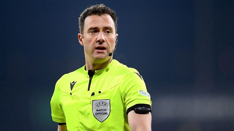 O Γερμανός διαιτητής Φέλιξ Τσβάιερ στο Ολυμπιακός – Άστον Βίλα (vid)