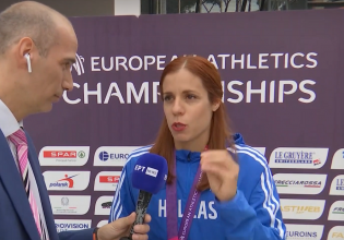 Η απονομή του αργυρού μεταλλίου στην Στεφανίδη: «Μεγαλώνεις με κάποια όνειρα τα οποία έχεις πετύχει» (vids)