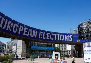 Ευρωεκλογές 2024: Πώς κατανέμονται οι έδρες των ευρωομάδων