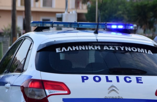Αρτέμιδα: Βρέθηκε σορός άντρα σε οικόπεδο