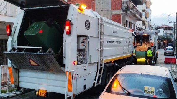 Θεσσαλονίκη: Τους ενοχλούσε ο θόρυβος του απορριμματοφόρου και… επιτέθηκαν στους υπαλλήλους και τον οδηγό