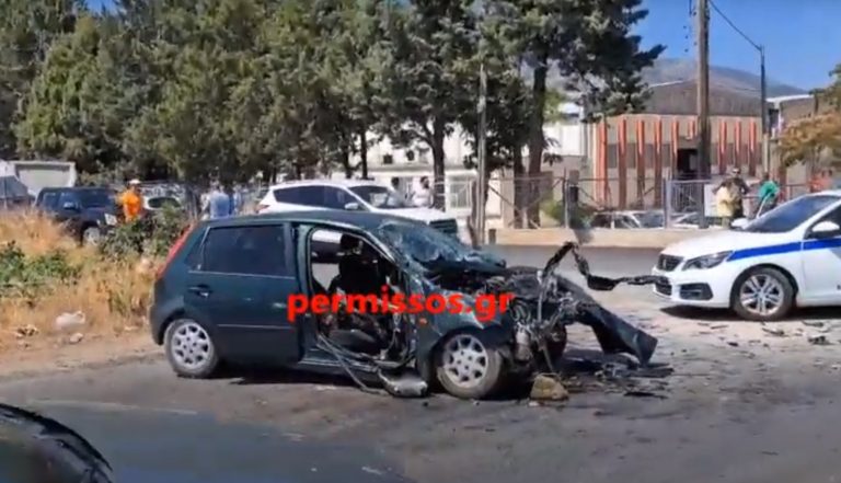 Σφοδρή σύγκρουση Ι.Χ. με φορτηγό κοντά στη Θήβα – Νεκρός ένας άντρας, τραυματίες η γυναίκα και το παιδί του