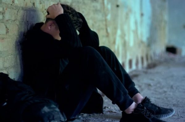 Ιωάννινα: Χειροπέδες σε 4 ανηλίκους για απειλές και εκβίαση συμμαθητή τους – Τους είχε δώσει 400 ευρώ