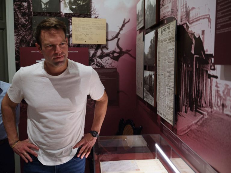 Οι προεκλογικές διαστάσεις του Κασσελάκη – Ο κίνδυνος διαρροής Αριστερών ψηφοφόρων και οι κινήσεις