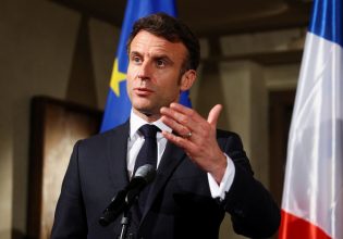 Εμανουέλ Μακρόν: Ζητά έναρξη των ενταξιακών διαπραγματεύσεων της Ουκρανίας με την ΕΕ μέχρι το τέλος του μήνα