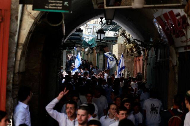 Live: Νέα «φρικιαστική σφαγή» με δεκάδες νεκρούς σε σχολείο από το Ισραήλ – Σφοδροί βομβαρδισμοί στη Γάζα