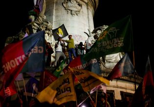 Γαλλία: Αντιφασιστική συγκέντρωση στην Place de la République ενάντια στην Λεπέν