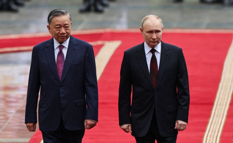 Πούτιν: Μετά τη Βόρεια Κορέα επισκέπτεται το… Βιετνάμ