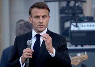 Γαλλία: Αν βγει η ακροδεξιά ή η ακροαριστερά θα οδηγηθούμε σε εμφύλιο λέει ο Μακρόν