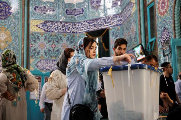 Iran: Heading to second round of presidential election amid record abstention