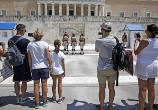 Πτώχευση FTI: Τι θα γίνει με τους 7.500 τουρίστες που βρίσκονται στην Ελλάδα