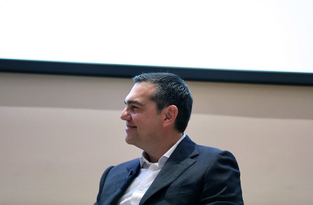 Τσίπρας: Δεν πρέπει και δεν μπορούμε να μείνουμε απαθείς – Το μήνυμα του πρώην πρωθυπουργού στην ιστοσελίδα του