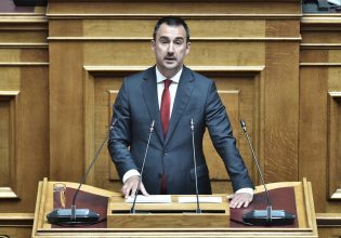 Χαρίτσης: Ο Μητσοτάκης κάνει τον χαριτωμένο στο TikTok – Ο Κασσελάκης μιλά ασταμάτητα χωρίς να πει τίποτα