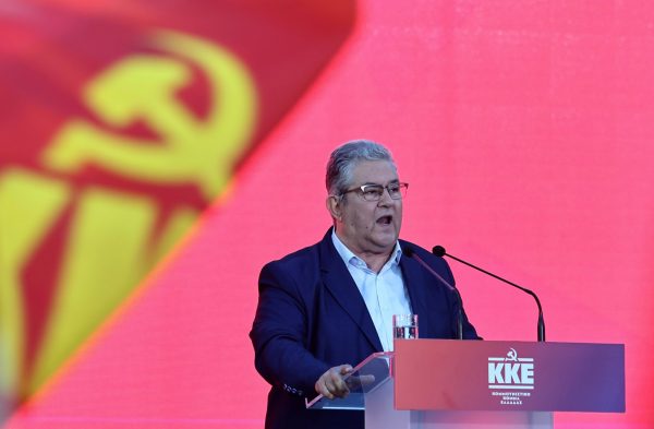 ΚΚΕ: Ο Μητσοτάκης παραδέχθηκε ότι τα μέτρα υπέρ των αγροτών ήταν ανεπαρκέστατα