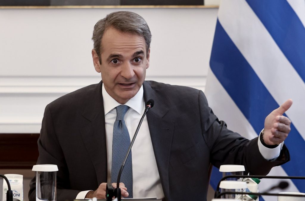 Σύσκεψη Μητσοτάκη με την πολιτική ηγεσία του υπουργείου Εσωτερικών – Το αντικείμενο της συνάντησης