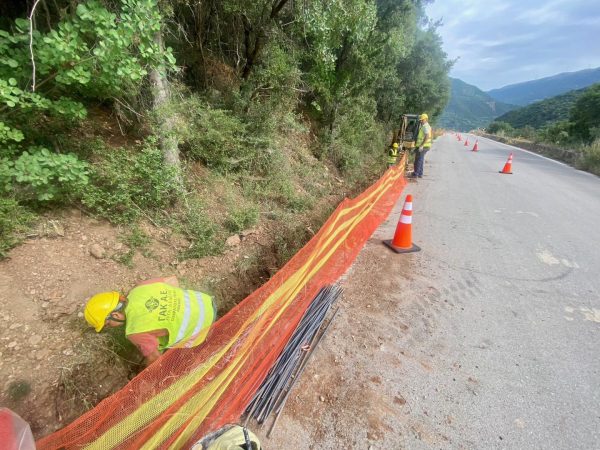 Υπογειοποίηση του δικτύου μέσης και χαμηλής τάσης μήκους 11 km στο Δήμο Ναυπάκτου