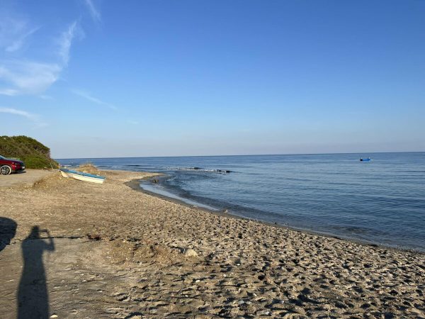 Χαλκιδική: «Έπεσε ο κεραυνός και το κορίτσι μου δεν ξανασηκώθηκε» – Συγκλονίζει ο πατέρας της 13χρονης