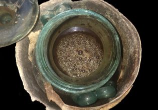 Ισπανία: Βρέθηκε το παλαιότερο κρασί που έχει εντοπιστεί ποτέ σε υγρή μορφή