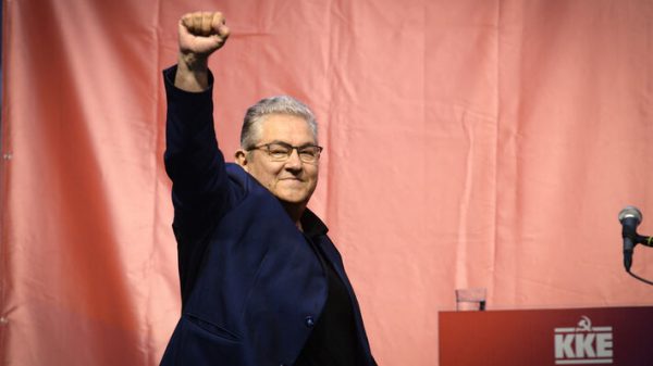 Ο Κουτσούμπας απαντά στους… «αλεπουδιάρηδες» που ρωτάνε γιατί κατεβαίνει το ΚΚΕ στις ευρωεκλογές