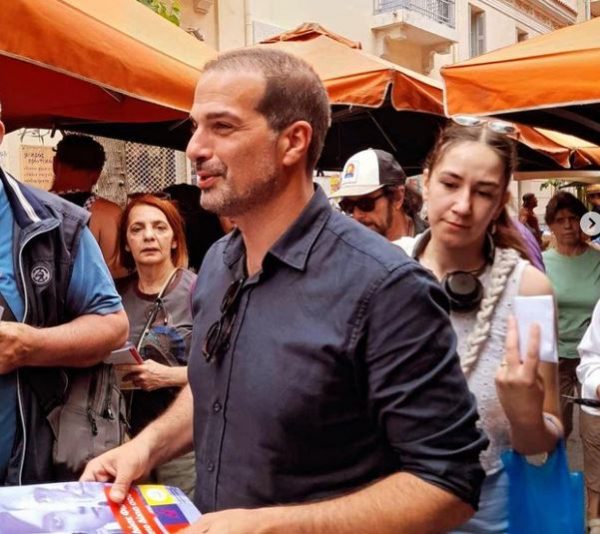 Άρθρο της Liberation για τον Σακελλαρίδη – «Ένας αντιφρονούντας για την επανεκκίνηση της ελληνικής Αριστεράς»