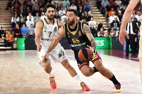 «Φαβορί για τον Τζέιμς ο Ολυμπιακός» (pic)