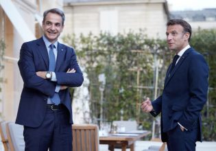 Στα ναυπηγεία της Λοριάν και στη Νορμανδία ο Μητσοτάκης – Επίσκεψη σε δεξαμενές ναυπήγησης φρεγατών