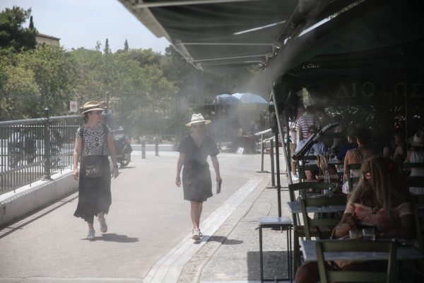 Καιρός τύπου «hot-dry-windy» από σήμερα έως και την Παρασκευή – Αυξημένος ο κίνδυνος πρόκλησης πυρκαγιών