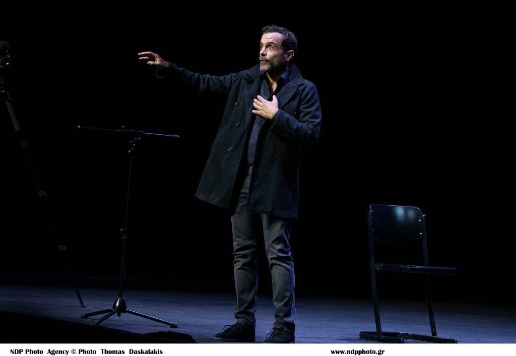 Πρώτες φωτογραφίες από την κατάμεστη πρεμιέρα του Κωνσταντίνου Μαρκουλάκη στο Φεστιβάλ Αθηνών