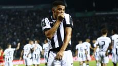 Η UEFA θυμήθηκε τα καλύτερα γκολ του Τάισον στο Europa League (vid)