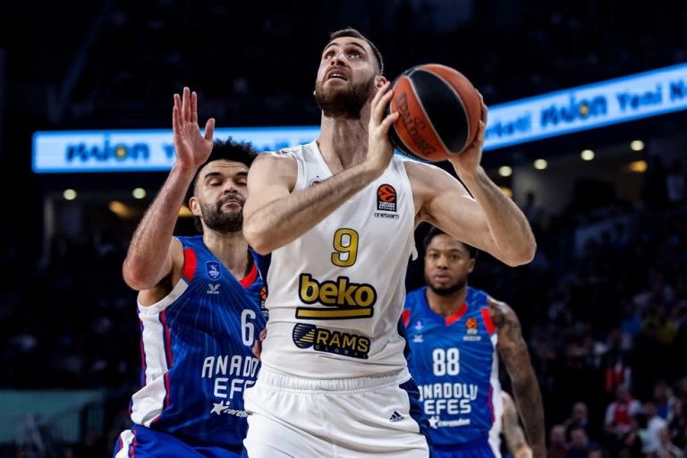 Πάει Μονακό και ο Παπαγιάννης