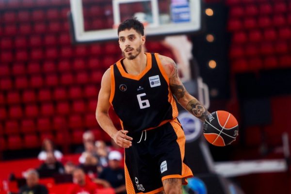 Στον Προμηθέα για ακόμα ένα χρόνο ο Κόνιαρης (pic)