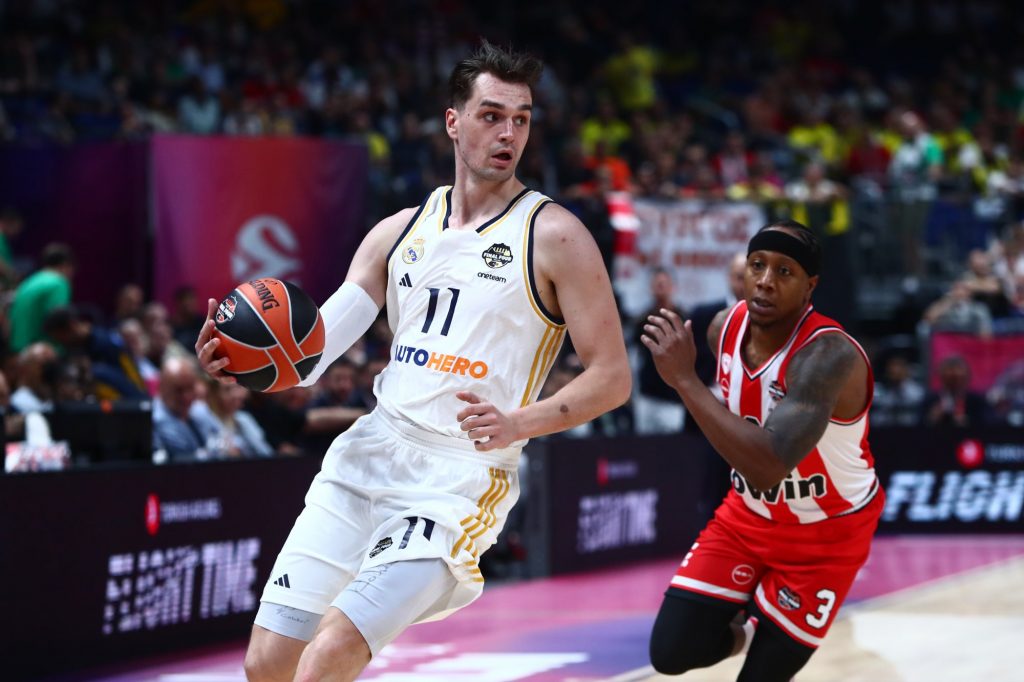 «Κοιτάει» προς NBA ο Χεζόνια μετά το ναυάγιο με την Μπαρτσελόνα