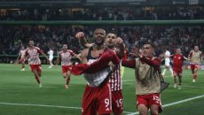 Ένας μήνας από το έπος του Ολυμπιακού – Οι μυθικές περιγραφές στο «χρυσό» γκολ του Ελ Κααμπί (vid)