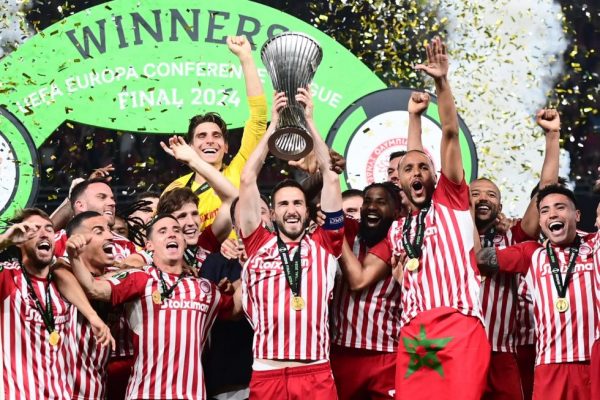 Ολυμπιακός: «Πρώτη φορά στην ιστορία που ένας σύλλογος κατακτά ευρωπαϊκό και με την πρώτη ομάδα και με την Κ19»