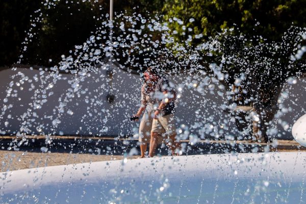 Καιρός σήμερα: «Κοκτέιλ» ζέστης και σκόνης σαρώνει τη χώρα