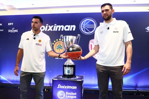 Παπανικολάου: «Να τελειώσουμε τη χρονιά με χαμόγελο»