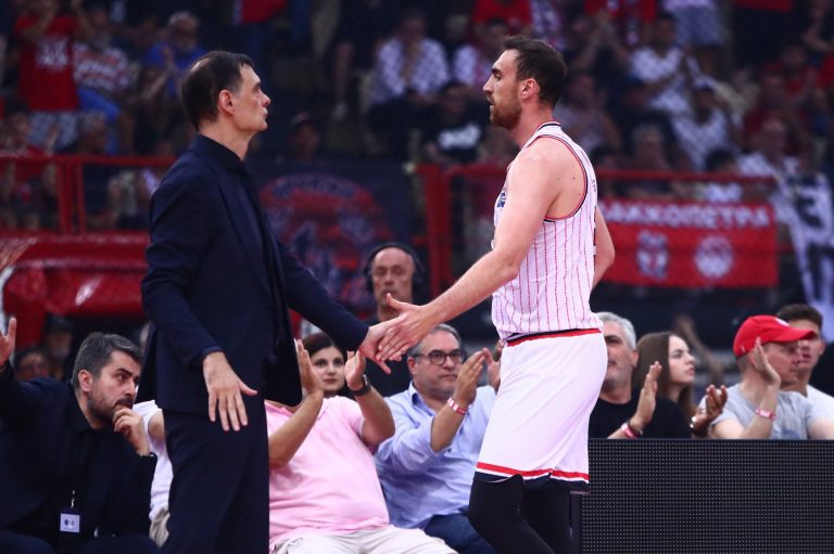 Μπαρτζώκας: «Υπήρχε αντιπαράθεση με τον Σλούκα και επενέβη ο Αταμάν»