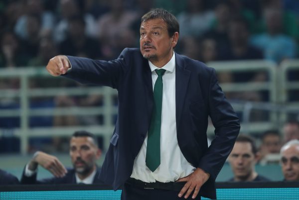 Αταμάν: «Είμαι περήφανος για τα παιδιά, είχαμε μια μαγική σεζόν»