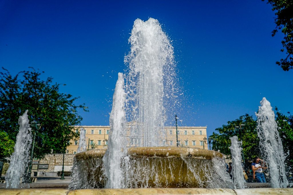 Καύσωνας: Τους 43 βαθμούς θα «αγγίξει» ο υδράργυρος