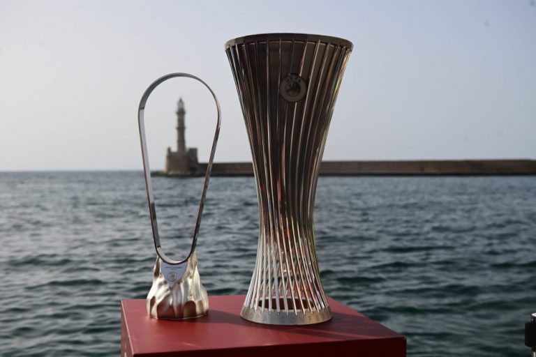 Χαμός στα Χανιά για τις ευρωπαϊκές κούπες του Ολυμπιακού (pics)